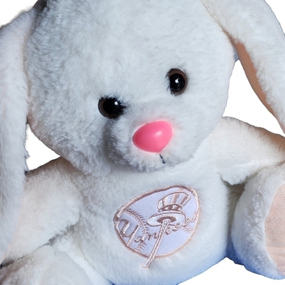 Yankees Foco Genuine Merchandise stuffed plush bunny 8" - Picture 5 of 9
